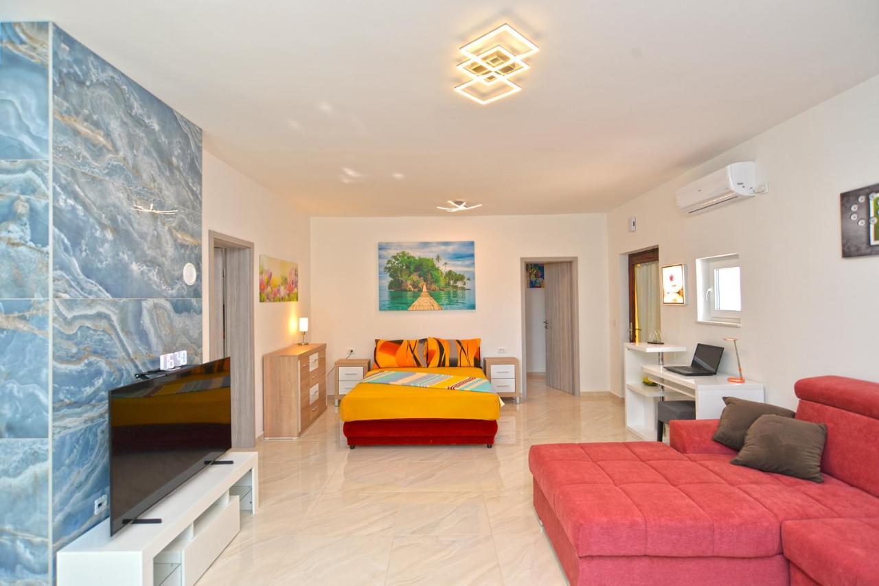 Apartments Mala Vala 925 - Adapted Fazana Ngoại thất bức ảnh