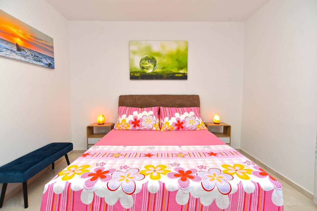 Apartments Mala Vala 925 - Adapted Fazana Ngoại thất bức ảnh